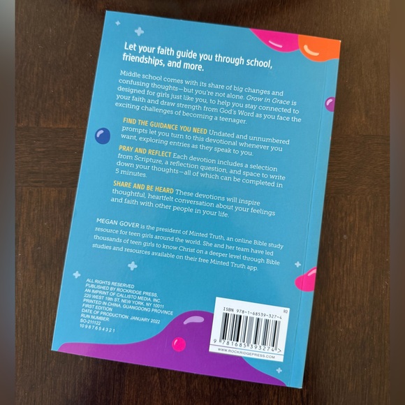 Grow in Grace: 5-Minute Devotions for Preteen Girls - Picture 2 of 2
